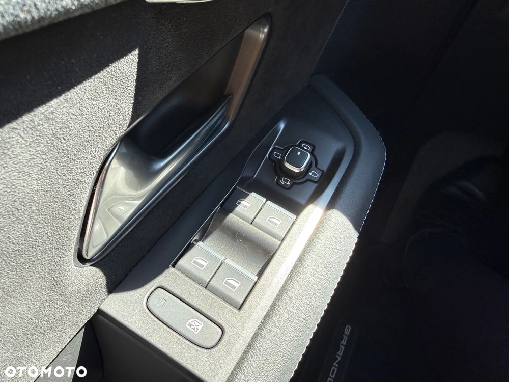 Opel Grandland ver-1-2-mhev-gs-edtc6 - 24