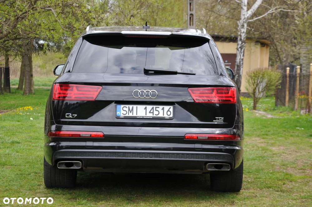 Audi Q7 - 16