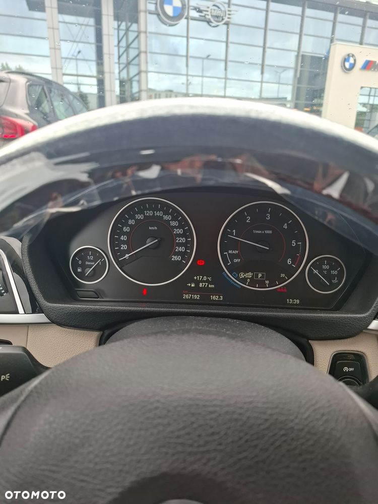 BMW Seria 3 320d xDrive Sport Line - 12