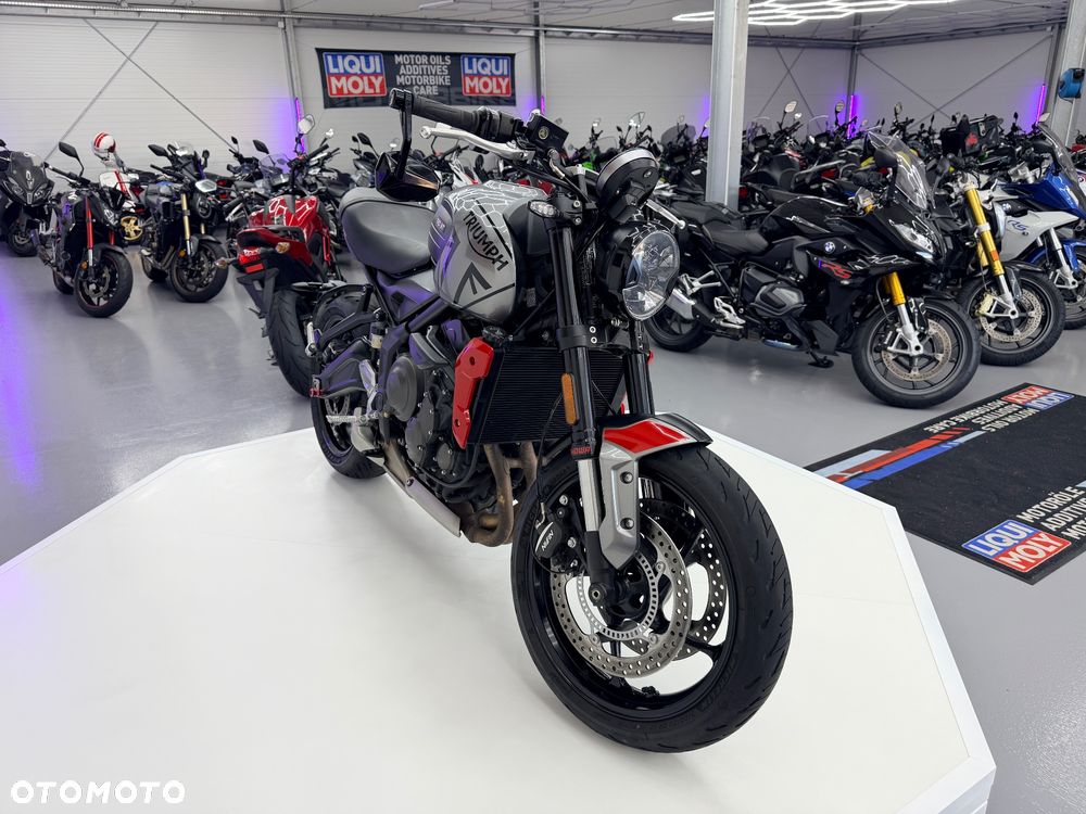 Triumph Trident - 37