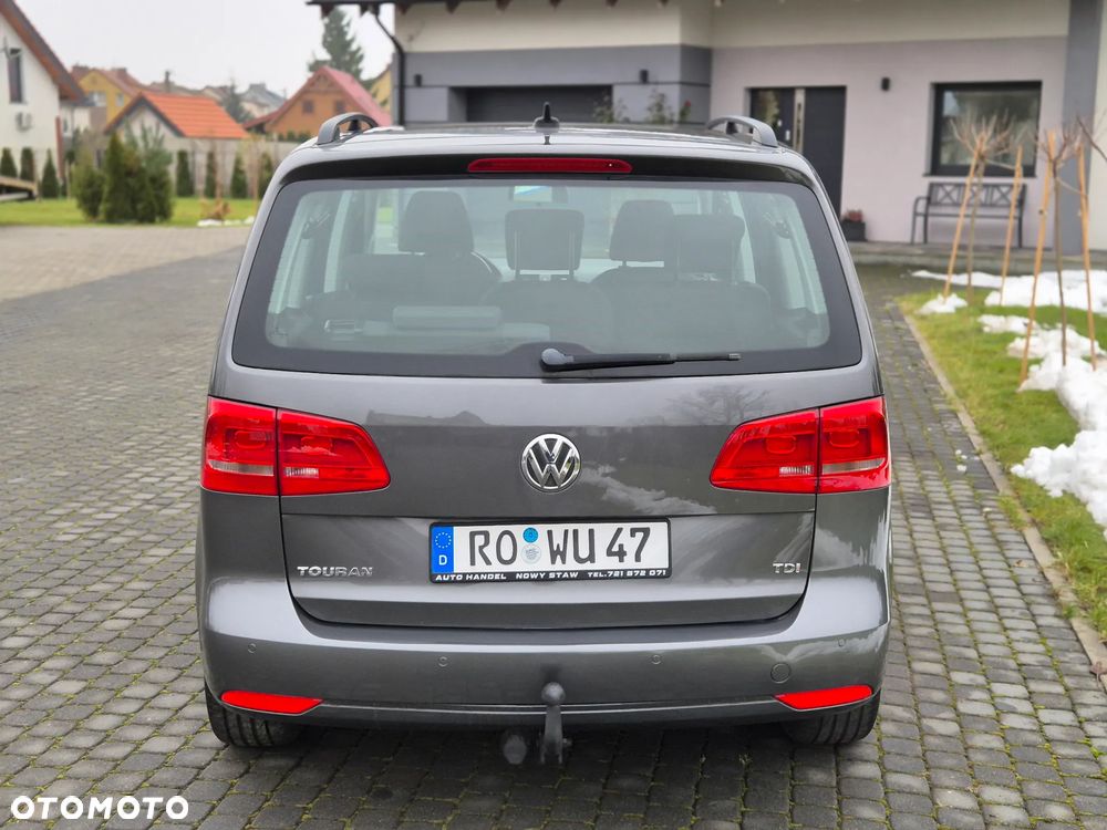 Volkswagen Touran 1.6 TDI DPF BlueMotion Technology DSG Comfortline - 17