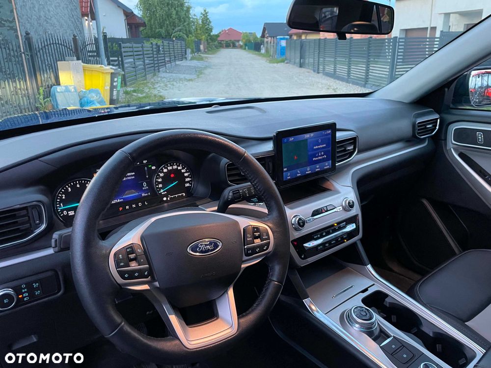 Ford Explorer - 7