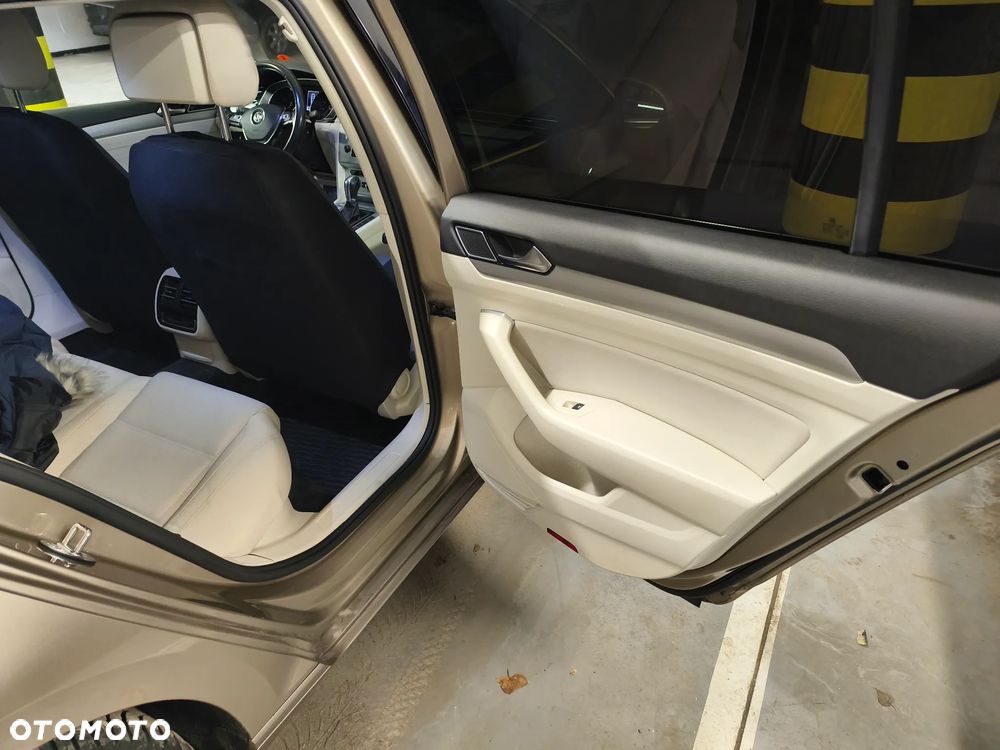 Volkswagen Passat 1.4 TSI ACT (BlueMotion Technology) DSG Comfortline - 15