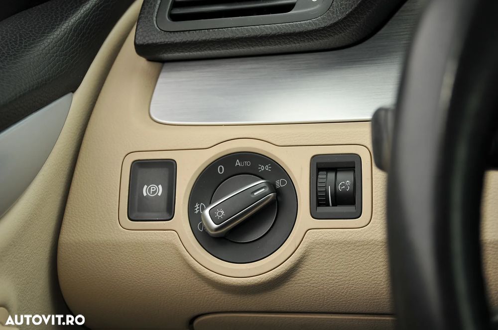 Volkswagen Passat CC 2.0 TDI DSG - 22