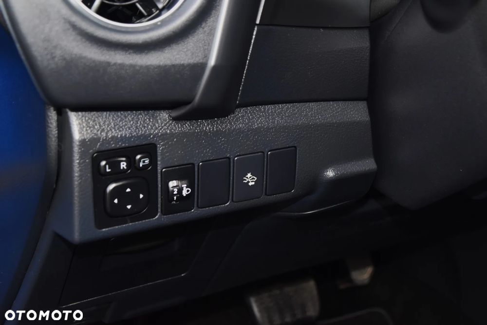 Toyota Auris 1.8 VVT-i Hybrid Automatik Executive - 19