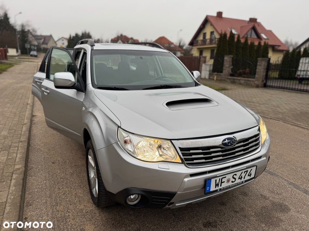 Subaru Forester 2.0D Exclusive - 39