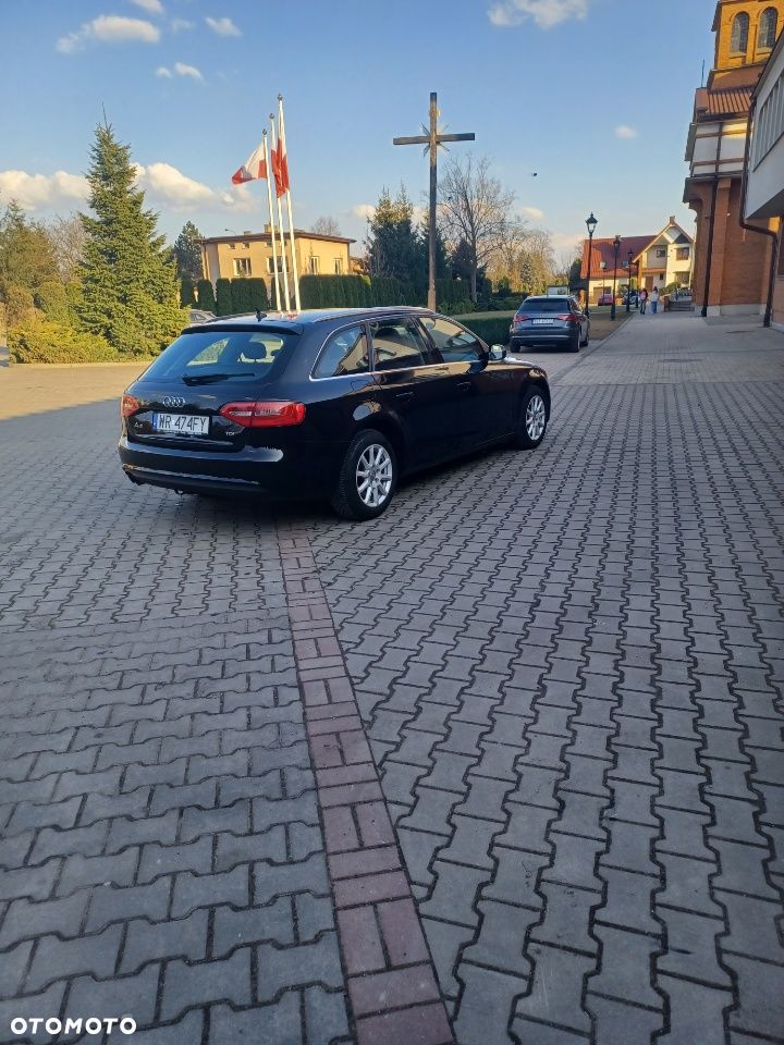 Audi A4 Avant 2.0 TDI DPF Ambiente - 5