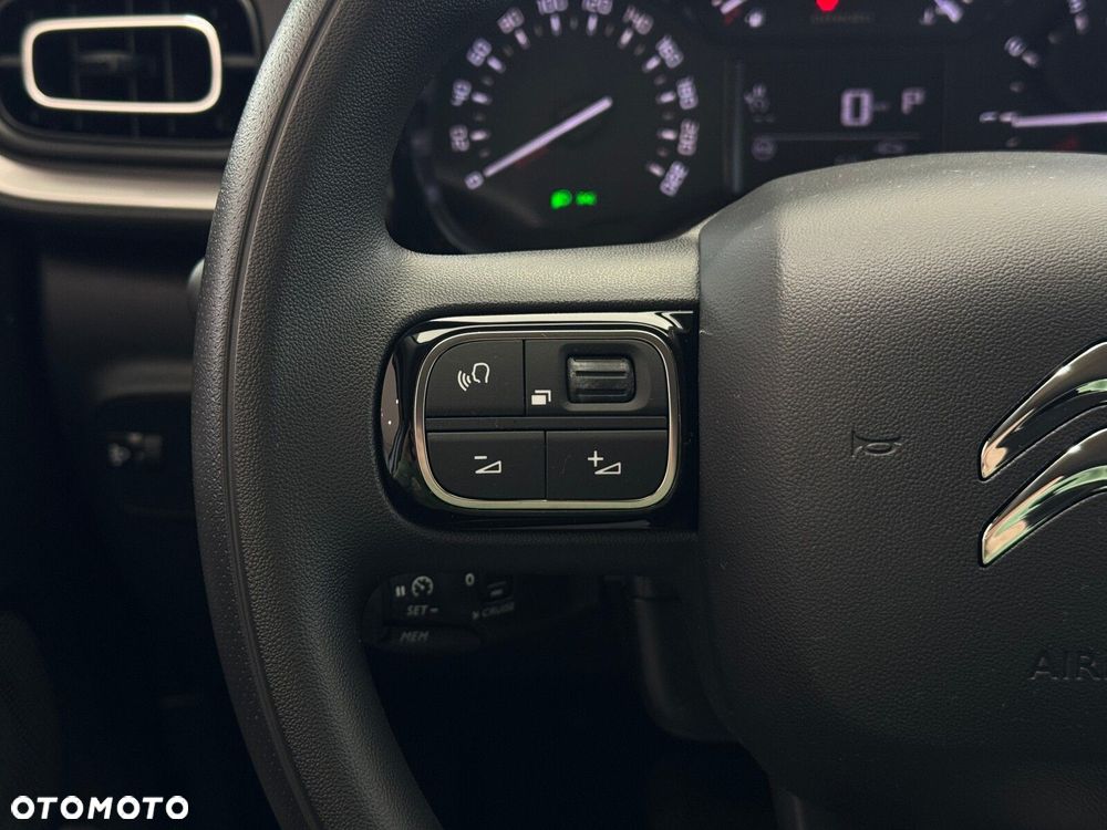 Citroën C3 1.2 PureTech Shine EAT6 - 23