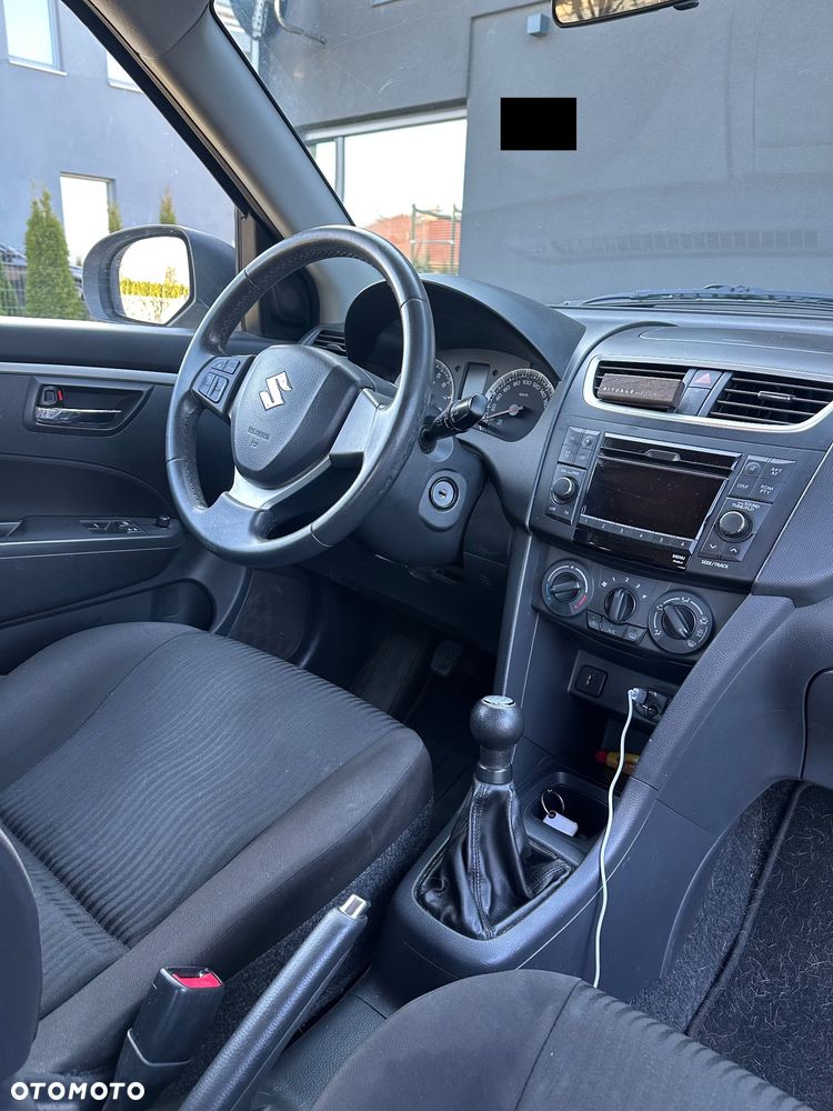 Suzuki Swift - 7