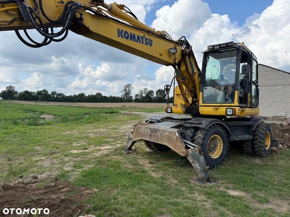 Komatsu Koparka kołowa Komatsu PW 148 Pług podpory Klima Centralne smarowanie Rototil Ramię 2 razy łamane PIĘKNA - 12