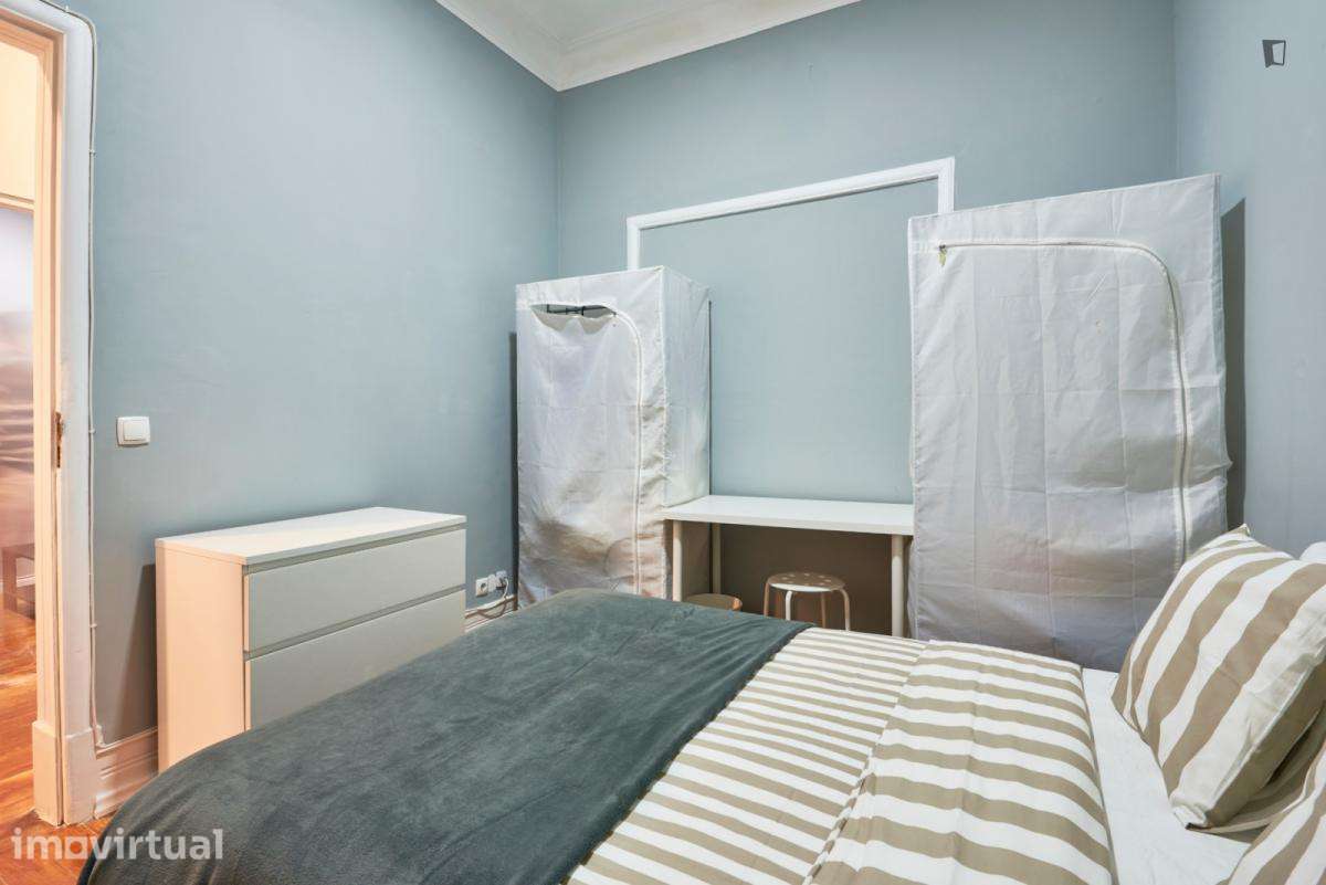 Quarto - localizado em Entrecampos Lisbon - Grande imagem: 2/36