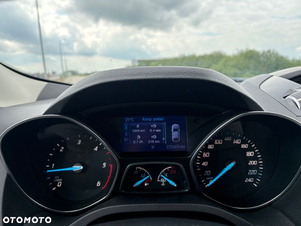 Ford Kuga 2.0 TDCi Titanium - 14