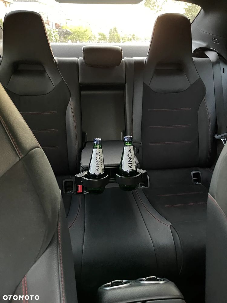 Mercedes-Benz CLA 200 AMG Line 7G-DCT - 11