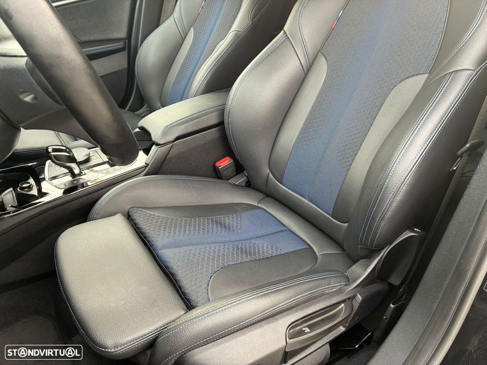 BMW 116 d Pack Desportivo M Auto - 23