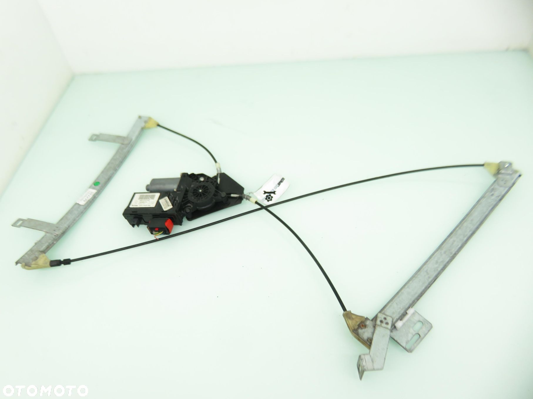 PODNOŚNIK SZYBY PRAWY 3D PEUGEOT 307 CC 9637130780 0130821765 990834101 - 1