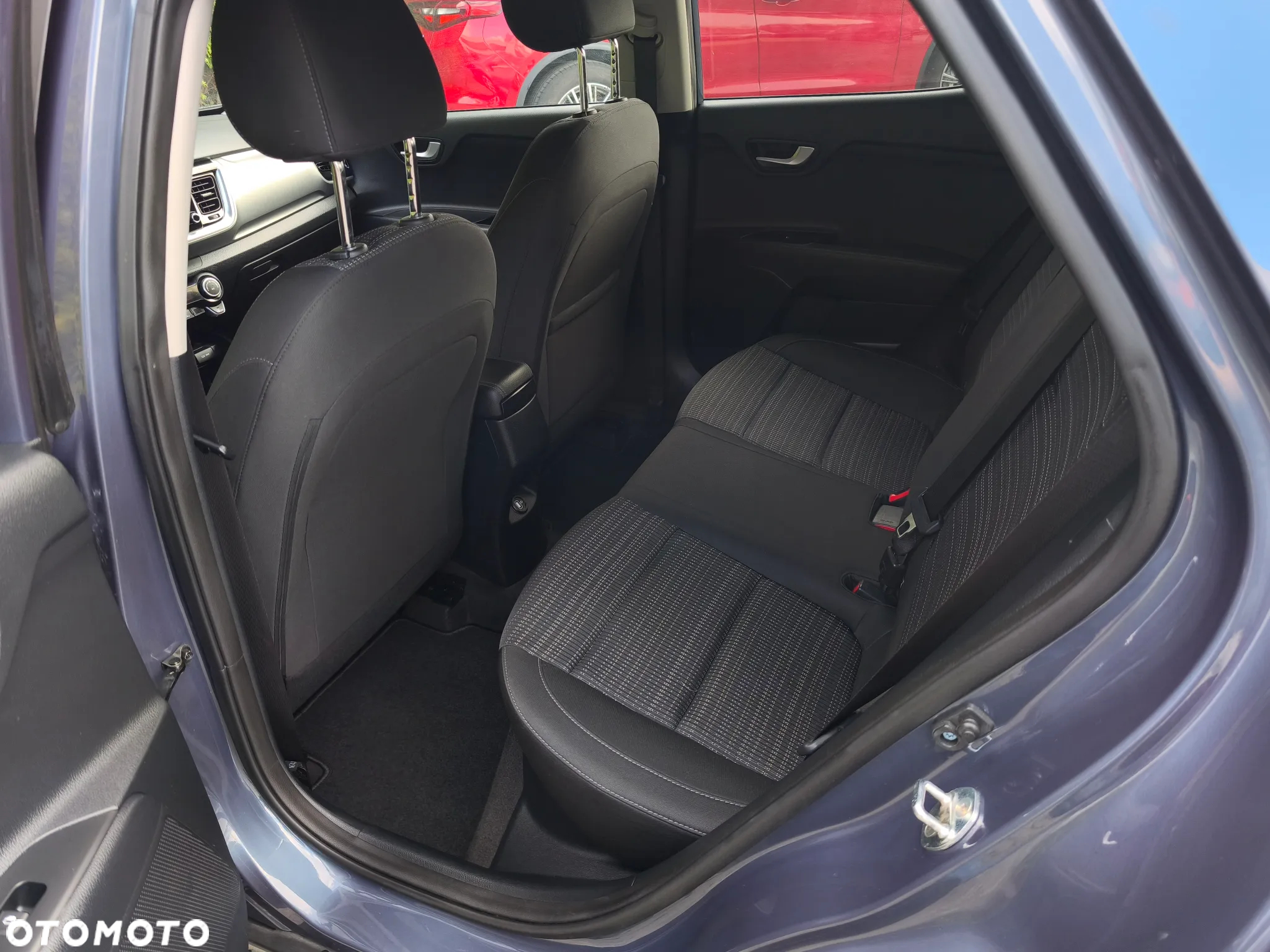 Kia Stonic - 12