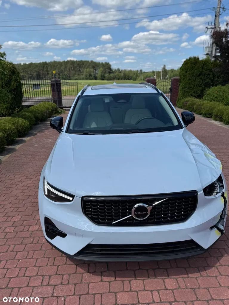 Volvo XC 40 - 1