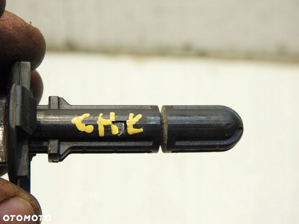 UCHWYT MOCOWANIE CHŁODNICY RENAULT CLIO IV 0.9 TCe - 4