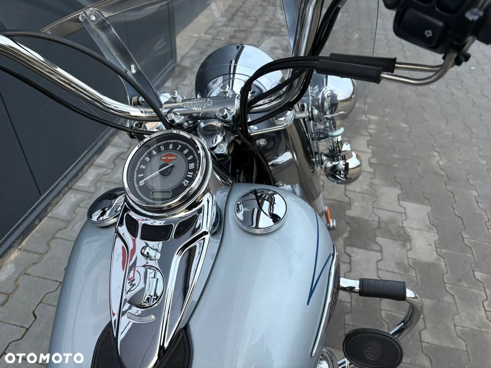 Harley-Davidson Softail Heritage Classic - 22