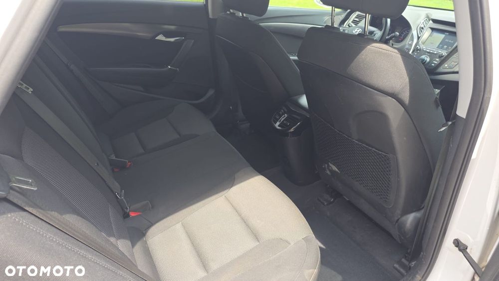 Hyundai i40 1.7 CRDi Comfort - 13