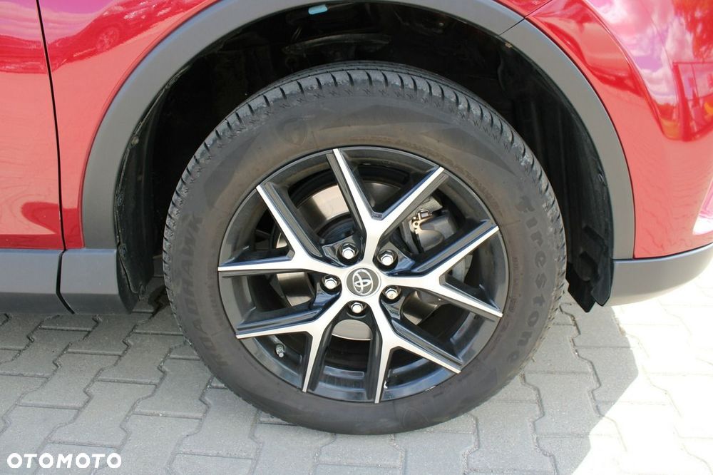 Toyota RAV4 - 16