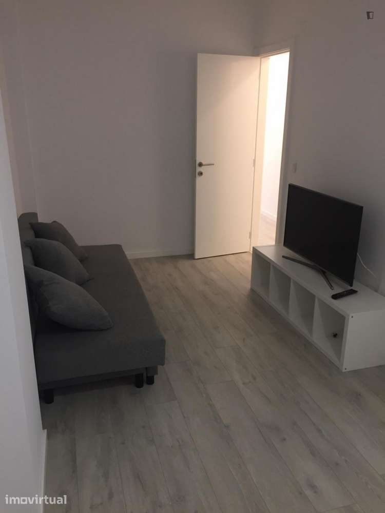 Apartamento com 1 quartos - localizado em Arroios Lisbon - Grande imagem: 3/13