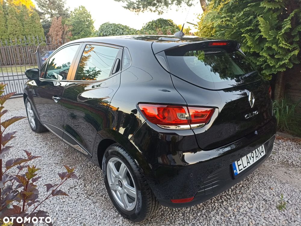 Renault Clio - 14