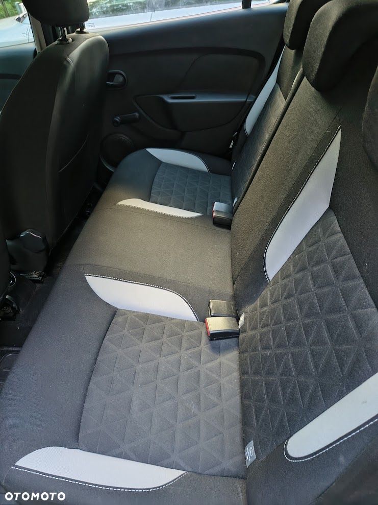 Dacia Sandero 0.9 TCe Laureate - 10