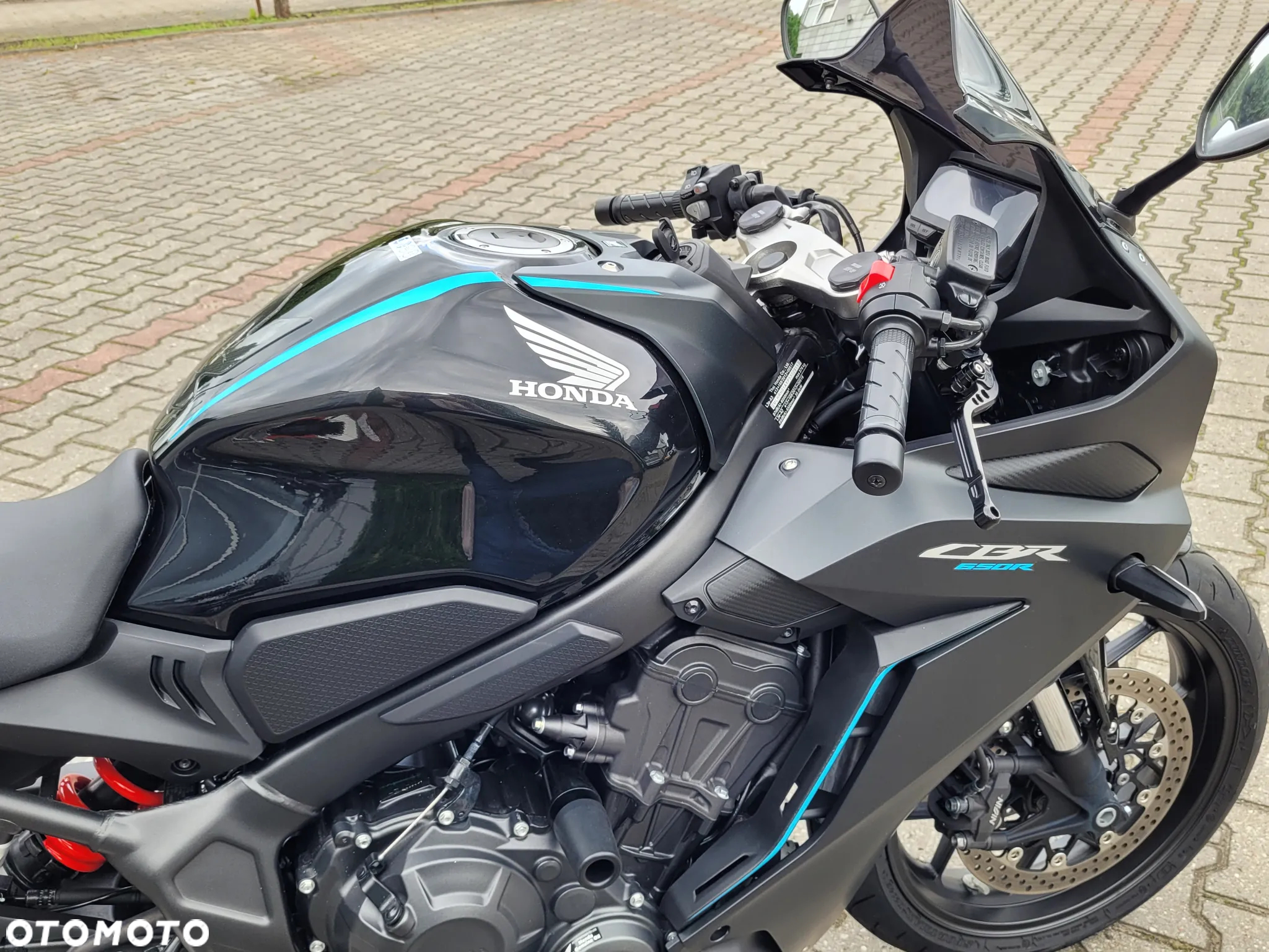 Honda CBR - 16