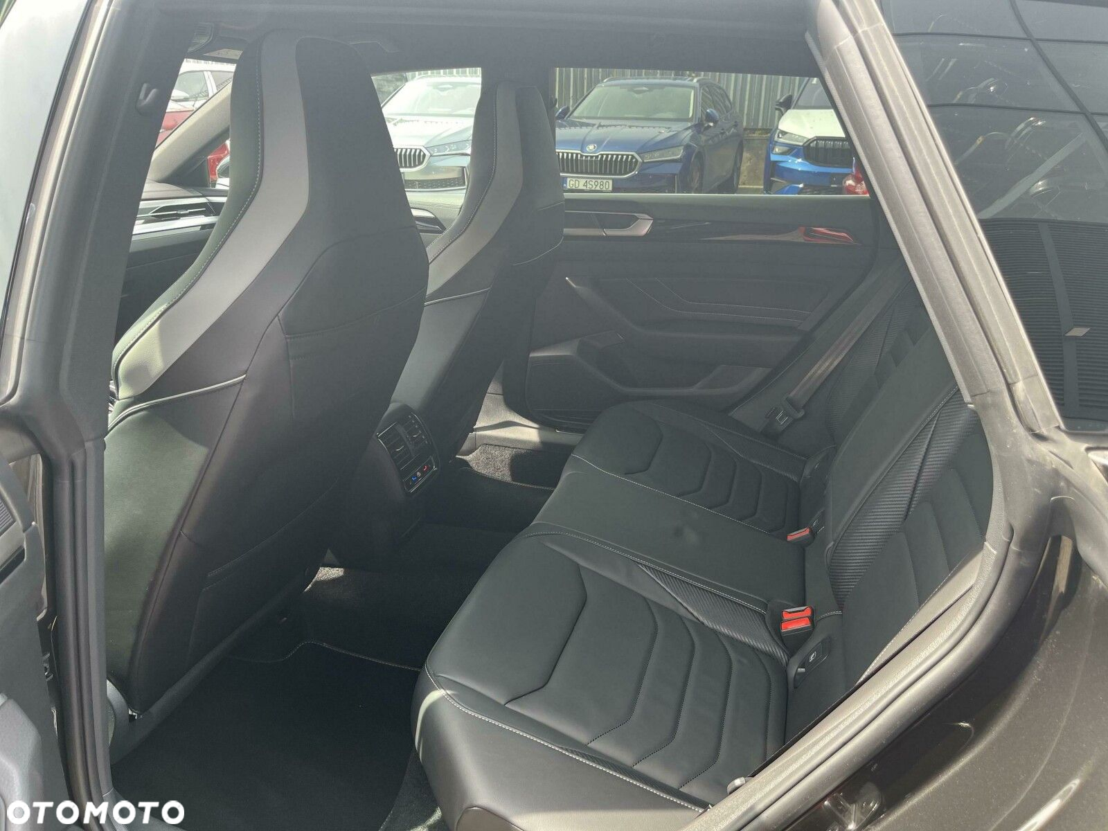 Volkswagen Arteon 2.0 TDI 4Motion R-Line DSG - 39