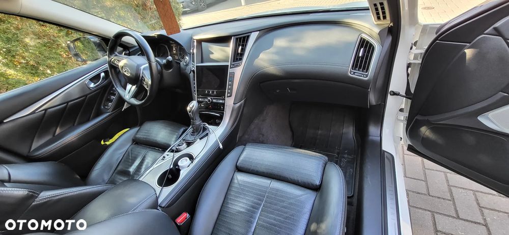 Infiniti Q50 - 14