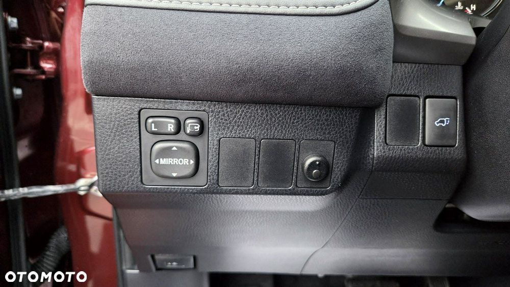 Toyota RAV4 Hybrid Style 4x2 - 29