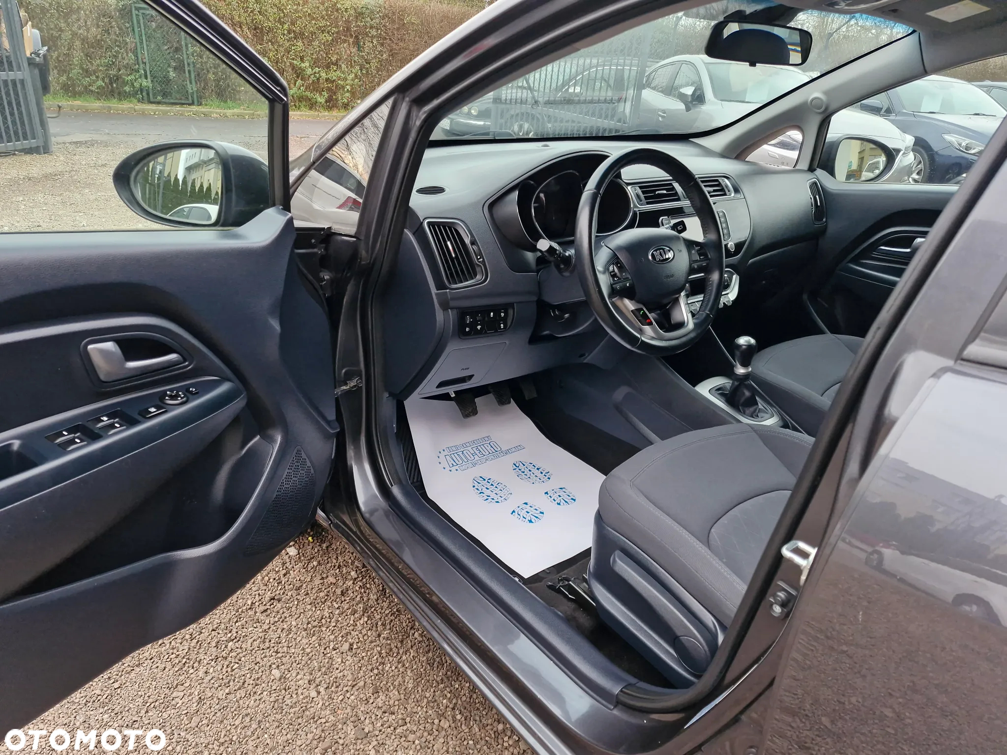 Kia Rio 1.2 XL - 10