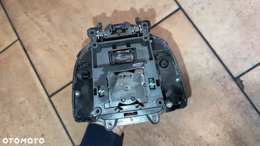 PANEL STEROWANIA RADIA NAWIGACJI IDRIVE MERCEDES W205 A2059009014 - 2