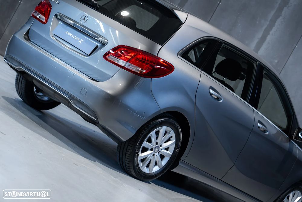 Mercedes-Benz B 180 d Style - 5