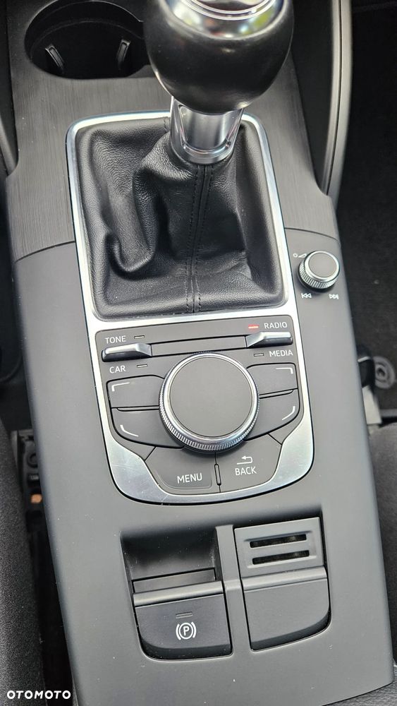 Audi A3 Sportback 1.4 TFSI Attraction - 18