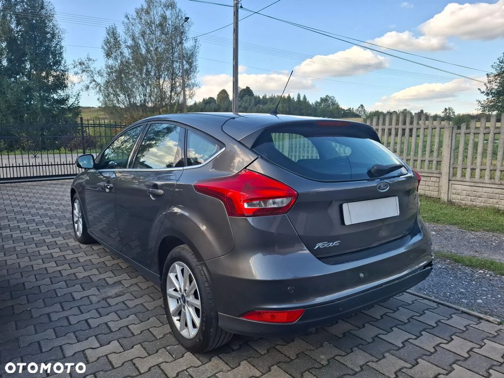 Ford Focus 1.5 EcoBlue Start-Stopp-System TITANIUM - 6