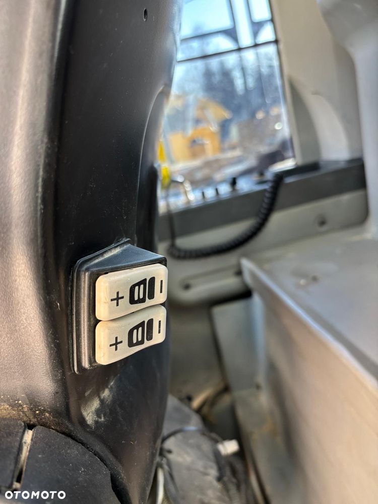 Caterpillar 324E LN - 8