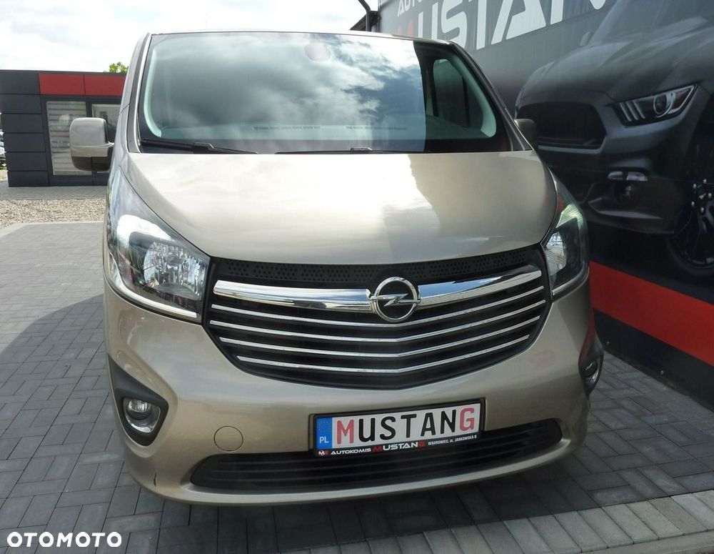 Opel Vivaro - 2