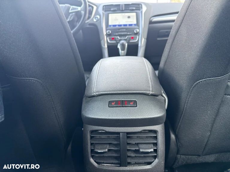 Ford Mondeo 2.0 HEV Trend - 23