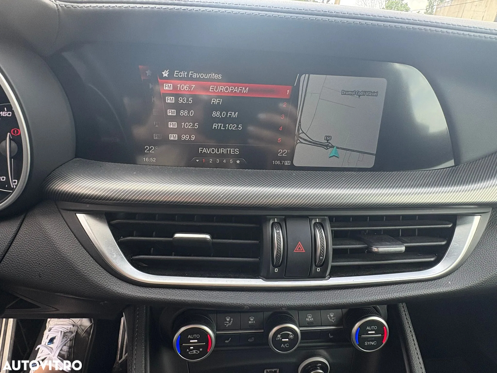 Alfa Romeo Stelvio 2.0 Turbo AWD AT8 Veloce - 11