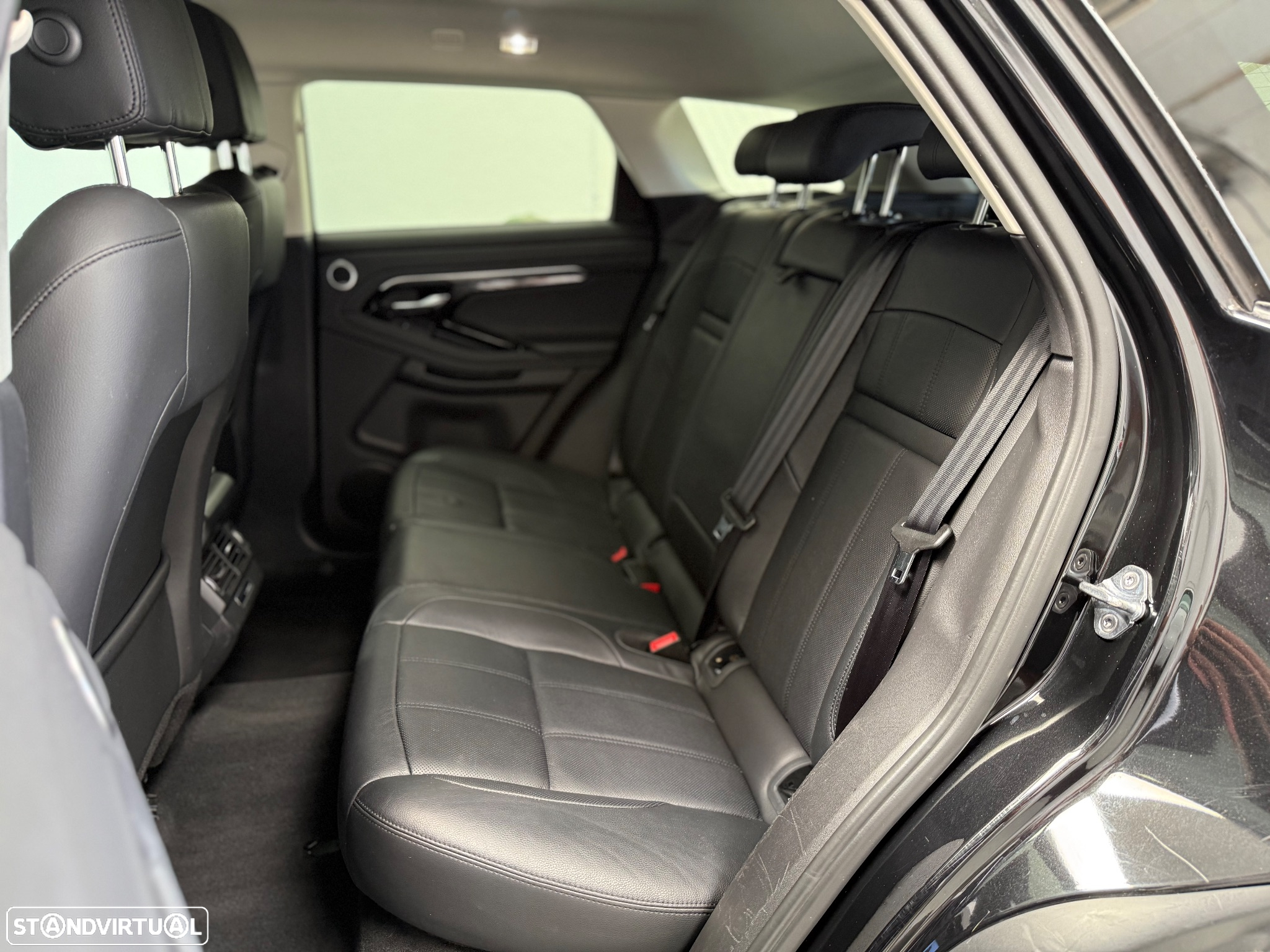 Land Rover Range Rover Evoque 1.5 P300e AWD R-Dynamic HSE Auto - 9