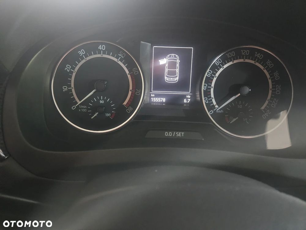 Skoda RAPID 1.2 TSI Monte Carlo - 7