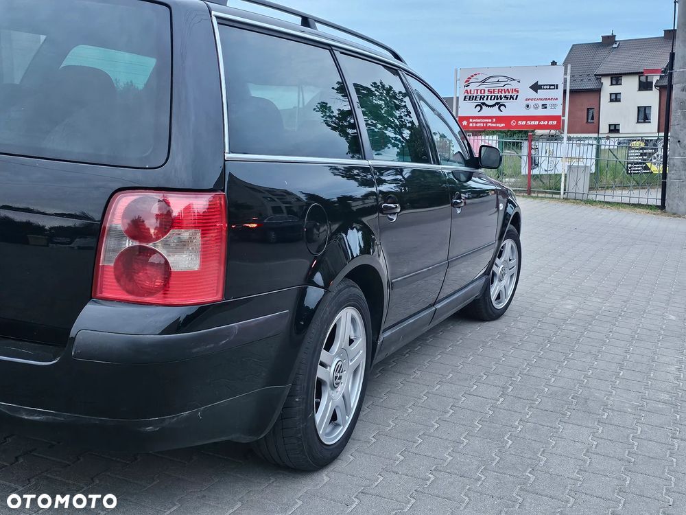 Volkswagen Passat 1.9 TDI Comfortline Family - 15