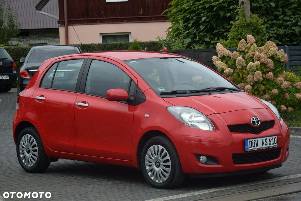 Toyota Yaris - 1