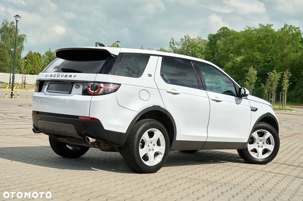 Land Rover Discovery Sport 2.0 eD4 HSE Luxury - 4