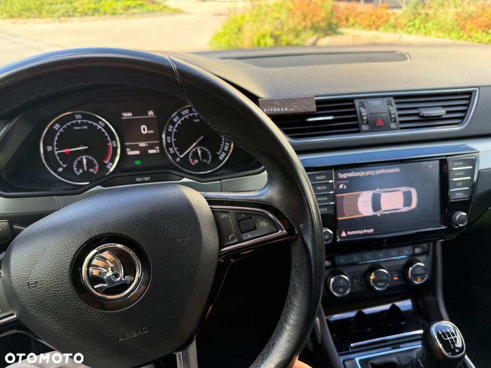 Skoda Superb 2.0 TDI Ambition - 1