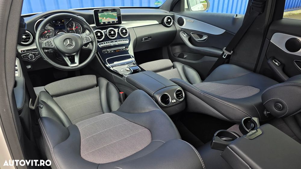 Mercedes-Benz C 200 CDI DPF (BlueEFFICIENCY) 7G-TRONIC Avantgarde - 3