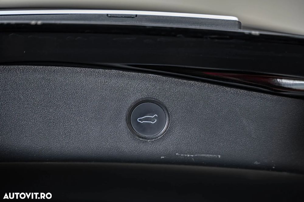 Tesla Model 3 Langstreckenbatterie Allradantrieb Dual Motor - 29