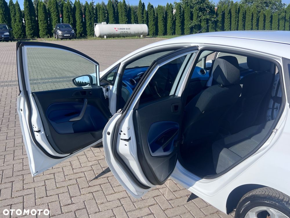 Ford Fiesta 1.4 Champions Edition - 10